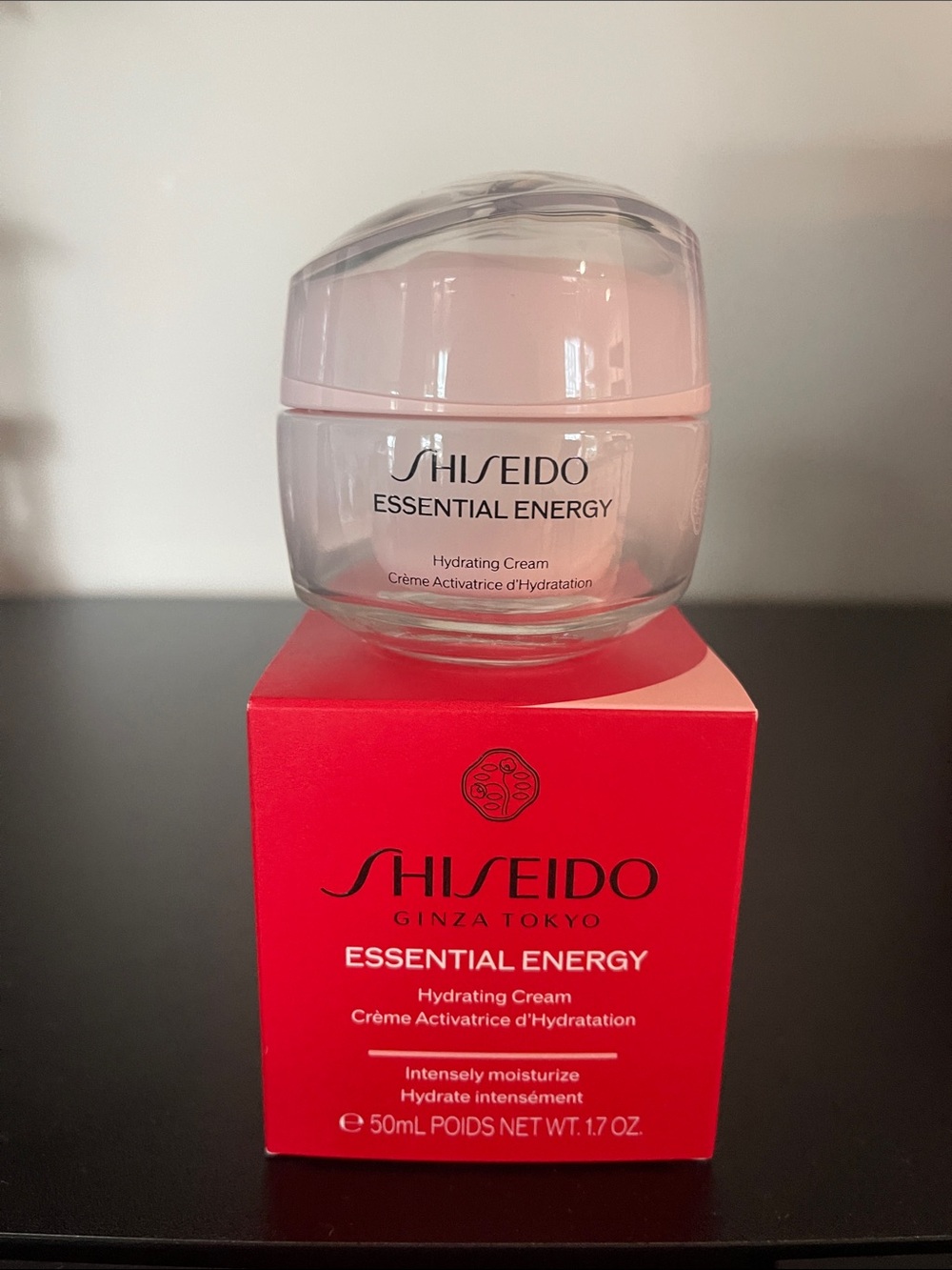 ❤️NEW!!!❤️ Shiseido Essential Energy Hydrating Cream - Pink and Red Packaging